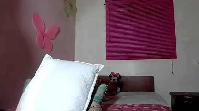 Snapshot of hazisabel chatting on 5, 12, 2024 hazisabel online show from 5, 12, 2024