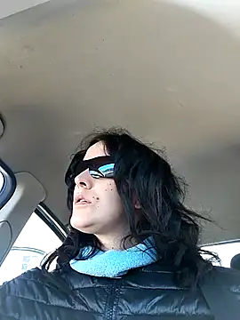 LauraBaby online show from 19, 3, 2025