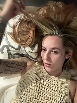 Snapshot of Miss_emilee chatting on 29, 12, 2024 Miss emilee online show from 29, 12, 2024