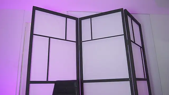 Snapshot of roselinedior chatting on 28, 2, 2026 roselinedior online show from 28, 2, 2026