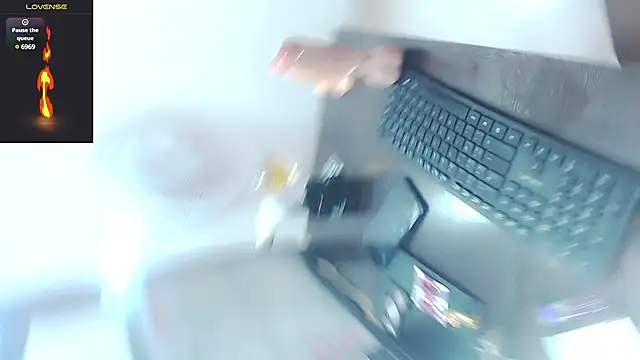 sasha mom69  online show from 28, 2, 2025