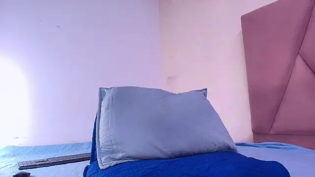 arl chloee online show from 19, 9, 2025