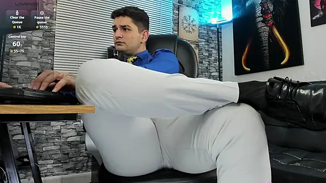 Nicolas Fellener online show from 3, 6, 2026