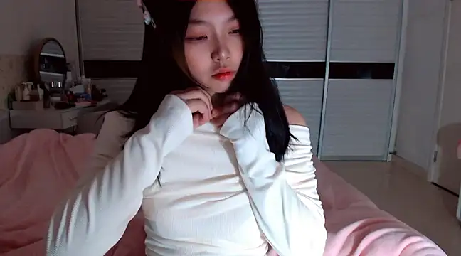 Snapshot of -Lucky_Girl chatting on 12, 1, 2025 -Lucky Girl online show from 12, 1, 2025