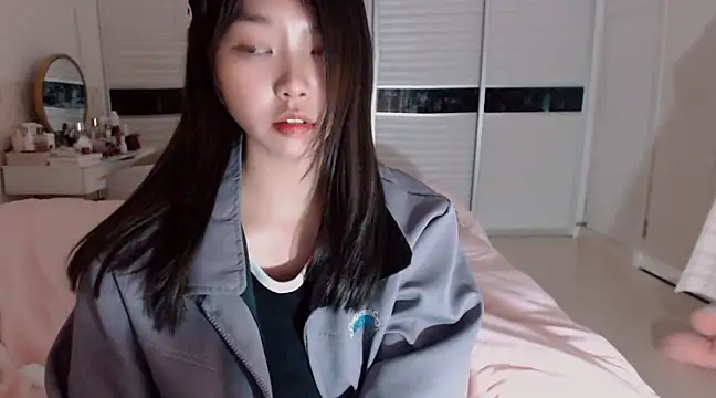 Snapshot of -Lucky_Girl chatting on 19, 2, 2025 -Lucky Girl online show from 19, 2, 2025