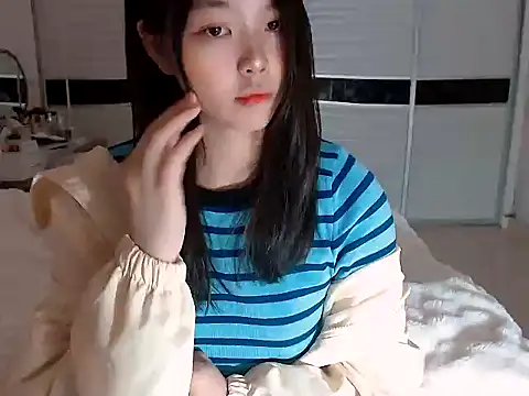 Snapshot of -Lucky_Girl chatting on 13, 3, 2025 -Lucky Girl online show from 13, 3, 2025