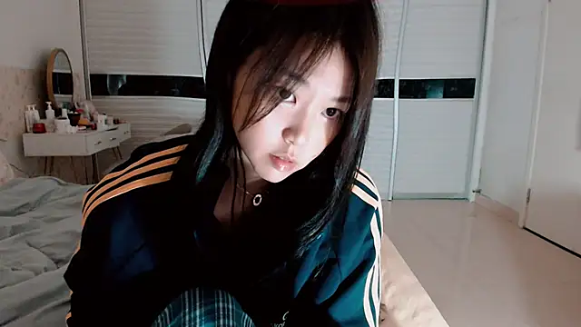 Snapshot of -Lucky_Girl chatting on 30, 9, 2025 -Lucky Girl online show from 30, 9, 2025