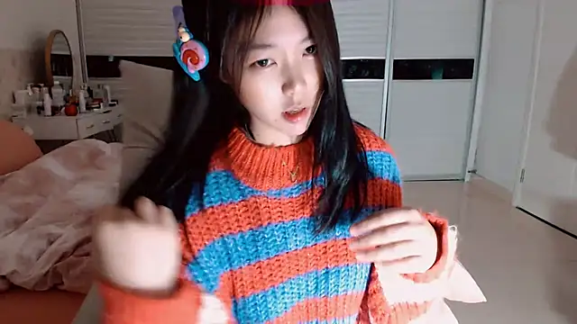 Snapshot of -Lucky_Girl chatting on 3, 12, 2025 -Lucky Girl online show from 3, 12, 2025