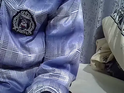 Snapshot of sweet_veee chatting on 25, 10, 2025 sweet veee online show from 25, 10, 2025