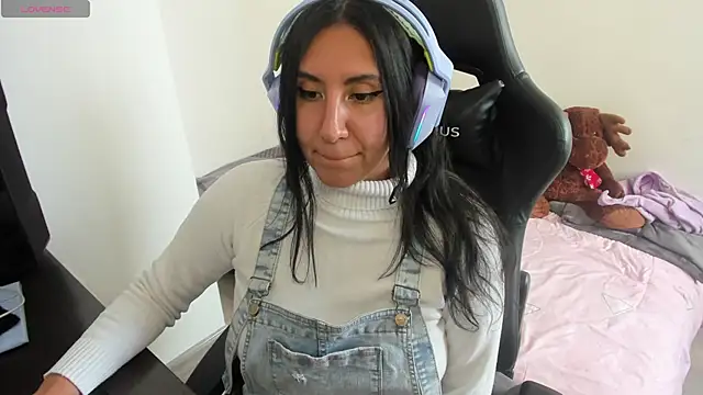 Snapshot of nerdgirl_314 chatting on 13, 1, 2025 nerdgirl 314 online show from 13, 1, 2025