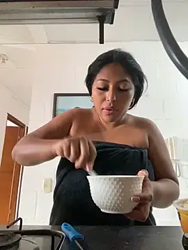 Snapshot of emmyjhonson07 chatting on 4, 12, 2024 emmyjhonson07 online show from 4, 12, 2024