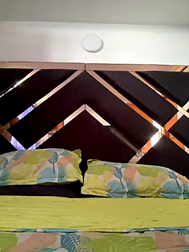 Snapshot of emmyjhonson07 chatting on 11, 9, 2025 emmyjhonson07 online show from 11, 9, 2025