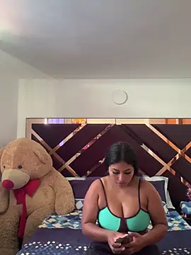 Snapshot of emmyjhonson07 chatting on 14, 10, 2025 emmyjhonson07 online show from 14, 10, 2025