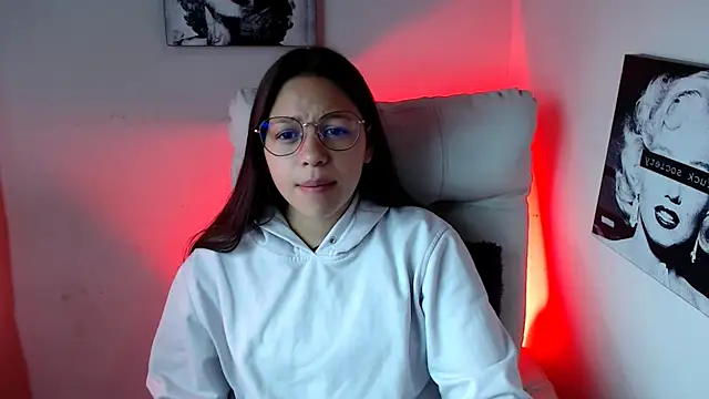 Snapshot of SamanthaRoldaan chatting on 1, 2, 2025 SamanthaRoldaan online show from 1, 2, 2025