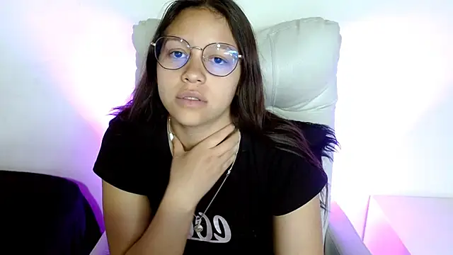 Snapshot of SamanthaRoldaan chatting on 21, 2, 2025 SamanthaRoldaan online show from 21, 2, 2025