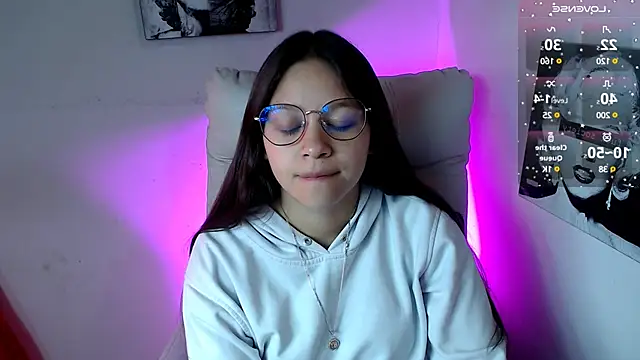 Snapshot of SamanthaRoldaan chatting on 1, 3, 2025 SamanthaRoldaan online show from 1, 3, 2025