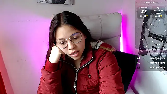 Snapshot of SamanthaRoldaan chatting on 3, 3, 2025 SamanthaRoldaan online show from 3, 3, 2025