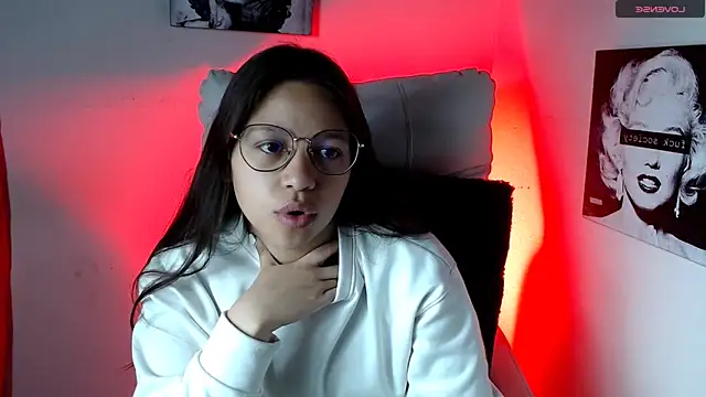 Snapshot of SamanthaRoldaan chatting on 5, 3, 2025 SamanthaRoldaan online show from 5, 3, 2025