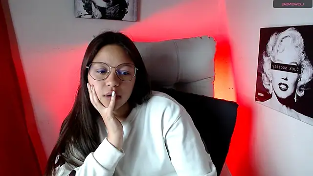 Snapshot of SamanthaRoldaan chatting on 5, 3, 2025 SamanthaRoldaan online show from 5, 3, 2025