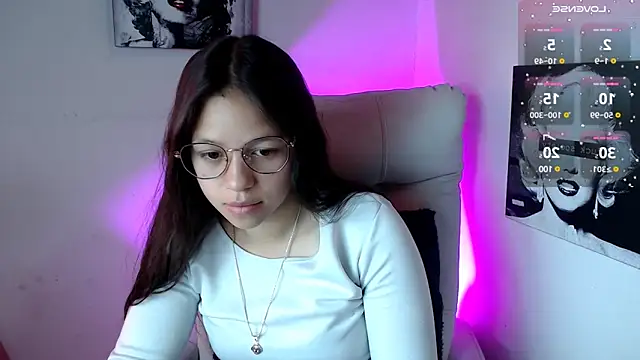 Snapshot of SamanthaRoldaan chatting on 10, 3, 2025 SamanthaRoldaan online show from 10, 3, 2025