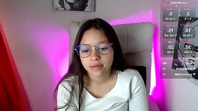 Snapshot of SamanthaRoldaan chatting on 12, 3, 2025 SamanthaRoldaan online show from 12, 3, 2025