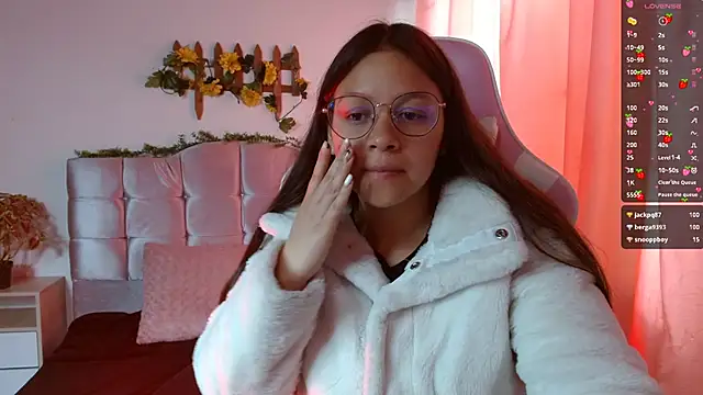 Snapshot of SamanthaRoldaan chatting on 14, 3, 2025 SamanthaRoldaan online show from 14, 3, 2025