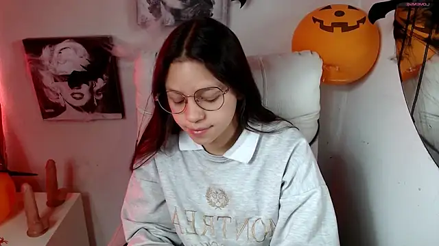 SamanthaRoldaan online show from 28, 10, 2025