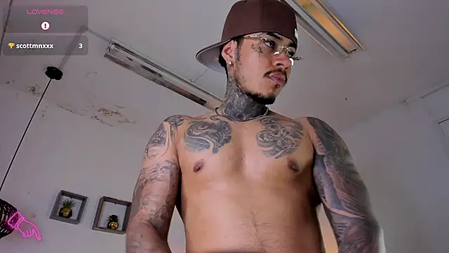 JordanSmiith  online show from 22, 2, 2025