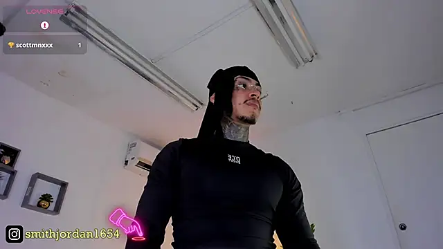 JordanSmiith  online show from 28, 2, 2025