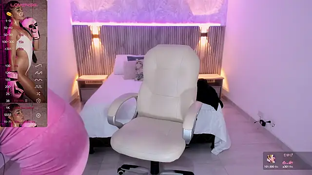 Snapshot of Antonella_Grayy chatting on 7, 2, 2025 Antonella Grayy online show from 7, 2, 2025