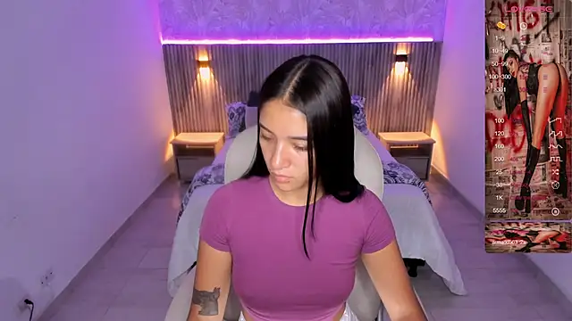 Snapshot of Antonella_Grayy chatting on 14, 2, 2025 Antonella Grayy online show from 14, 2, 2025