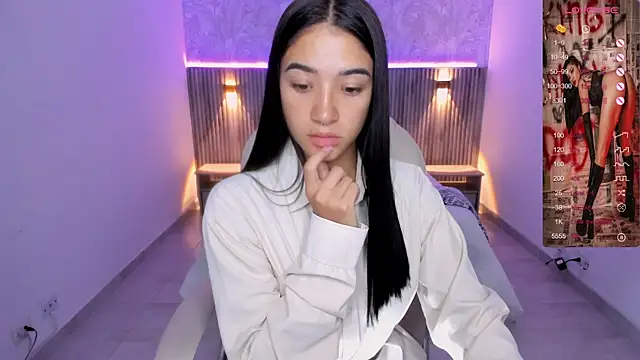 Snapshot of Antonella_Grayy chatting on 5, 3, 2025 Antonella Grayy online show from 5, 3, 2025