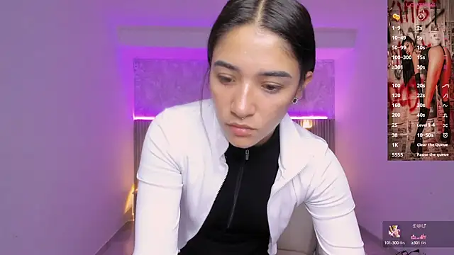 Snapshot of Antonella_Grayy chatting on 13, 3, 2025 Antonella Grayy online show from 13, 3, 2025