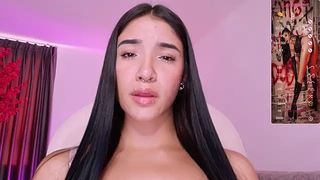 Snapshot of Antonella_Grayy chatting on 19, 3, 2025 Antonella Grayy online show from 19, 3, 2025