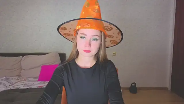 Snapshot of natali2550 chatting on 28, 10, 2025 natali2550 online show from 28, 10, 2025