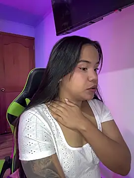 leila 22 online show from 26, 9, 2025