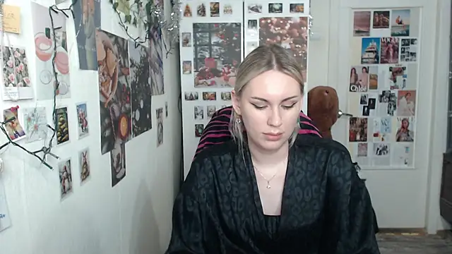 CapriScorpion online show from 5, 1, 2025