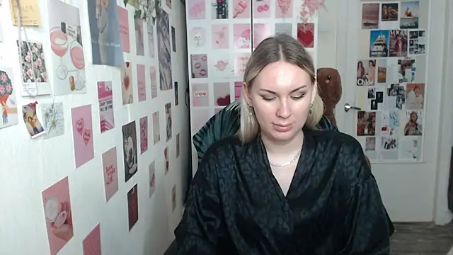 CapriScorpion online show from 5, 3, 2025