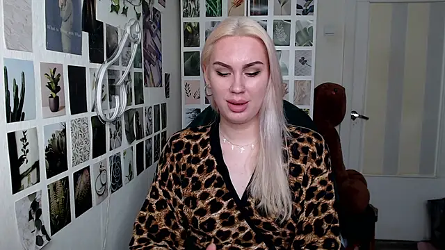 CapriScorpion online show from 9, 10, 2025