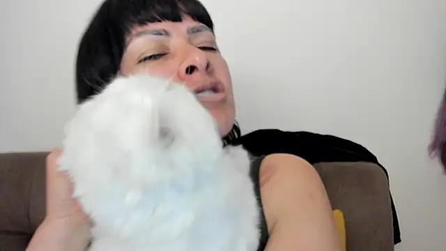 Snapshot of queen_fetish chatting on 23, 1, 2025 queen fetish online show from 23, 1, 2025