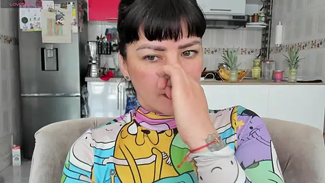 Snapshot of queen_fetish chatting on 28, 2, 2025 queen fetish online show from 28, 2, 2025