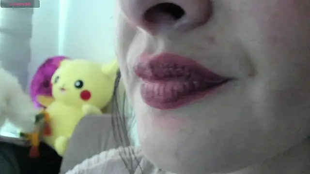 Snapshot of queen_fetish chatting on 5, 3, 2025 queen fetish online show from 5, 3, 2025