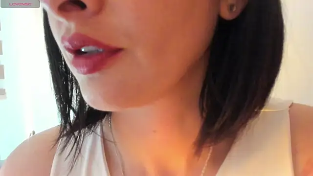 Snapshot of queen_fetish chatting on 9, 10, 2025 queen fetish online show from 9, 10, 2025