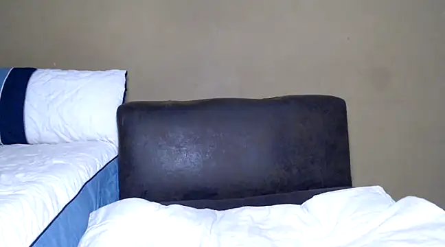 Snapshot of AdelaideT chatting on 28, 1, 2025 AdelaideT online show from 28, 1, 2025