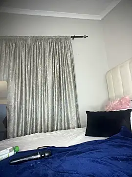 Snapshot of Bustygoddess32 chatting on 19, 12, 2025 Bustygoddess32 online show from 19, 12, 2025