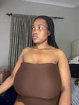 Snapshot of Bustygoddess32 chatting on 15, 1, 2026 Bustygoddess32 online show from 15, 1, 2026