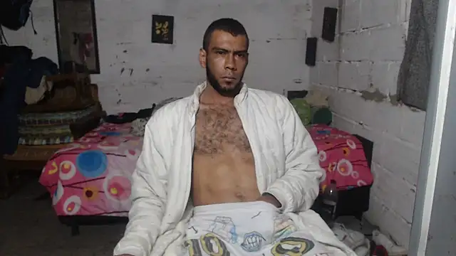 Snapshot of erik_alexander chatting on 24, 11, 2025 erik alexander online show from 24, 11, 2025