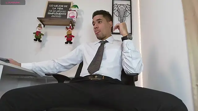 Snapshot of Thonydupont chatting on 18, 12, 2024 Thonydupont online show from 18, 12, 2024