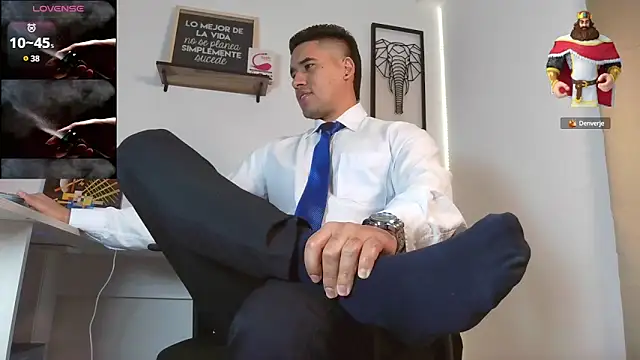 Snapshot of Thonydupont chatting on 5, 3, 2025 Thonydupont online show from 5, 3, 2025