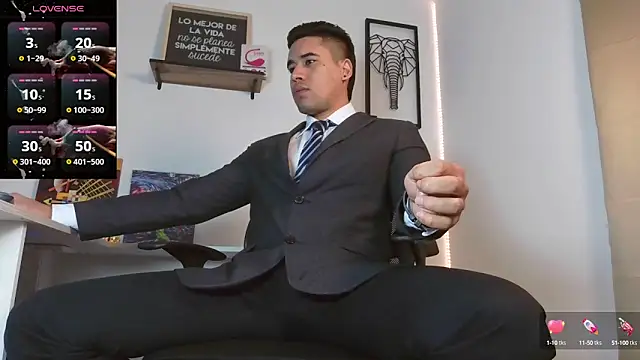 Snapshot of Thonydupont chatting on 13, 3, 2025 Thonydupont online show from 13, 3, 2025